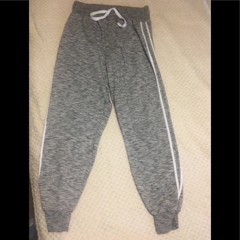 Women’s rue 21 sweat joggers size medium